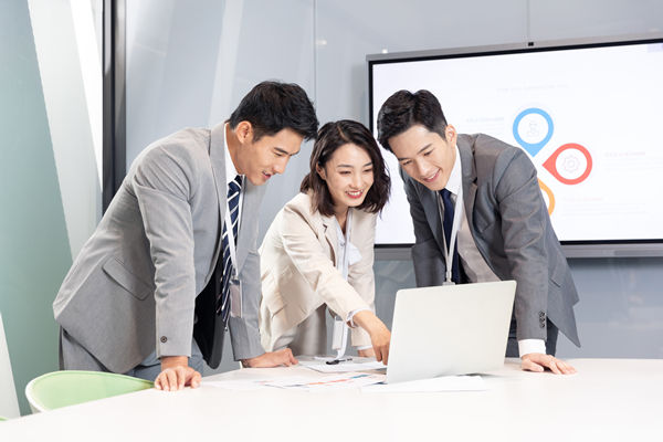 精益人才發(fā)展：培養(yǎng)專業(yè)人才，推動企業(yè)持續(xù)發(fā)展