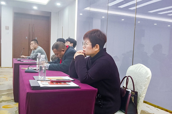 無錫市社區(qū)商會(huì)——勤新商會(huì)攜手正睿咨詢集團(tuán)為企業(yè)家賦能充電！