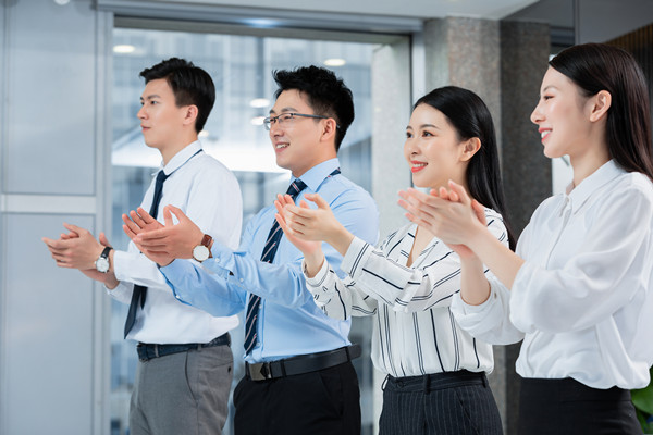 目標(biāo)設(shè)定與追蹤：明確目標(biāo)，確保績效達(dá)成