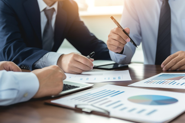 企業(yè)設(shè)立預(yù)算管理小組是不是由個人組建的？