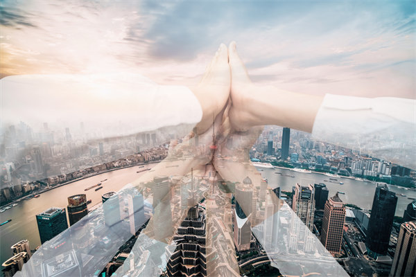 如何制定符合企業(yè)戰(zhàn)略目標(biāo)的組織發(fā)展路徑？