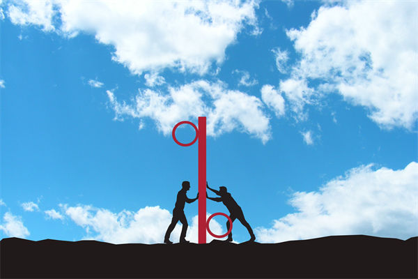 在全球化背景下，企業(yè)如何構(gòu)建競爭優(yōu)勢的戰(zhàn)略框架？